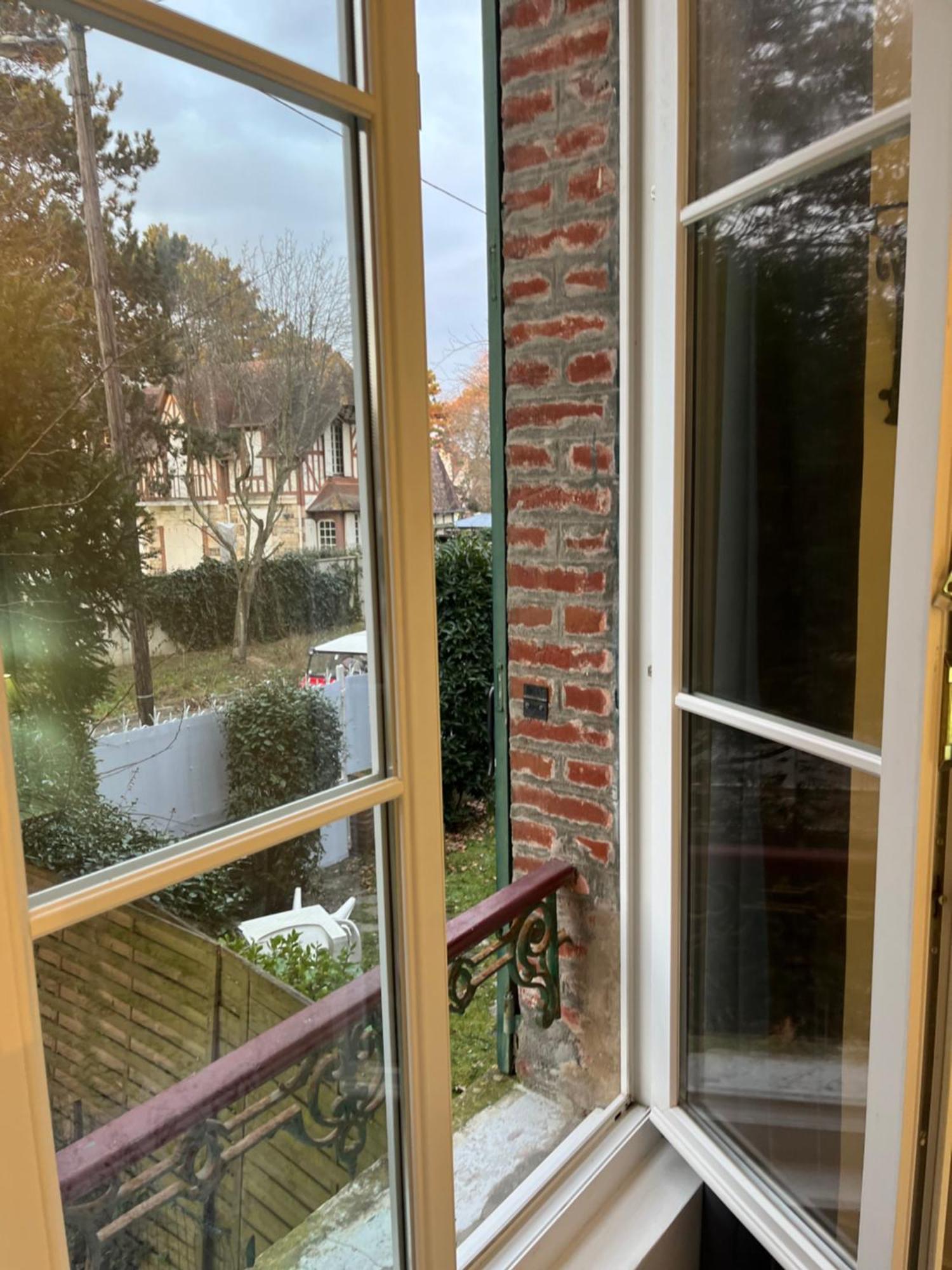 Magnifique F2 En Plein Centre Apartamento Cabourg Exterior foto